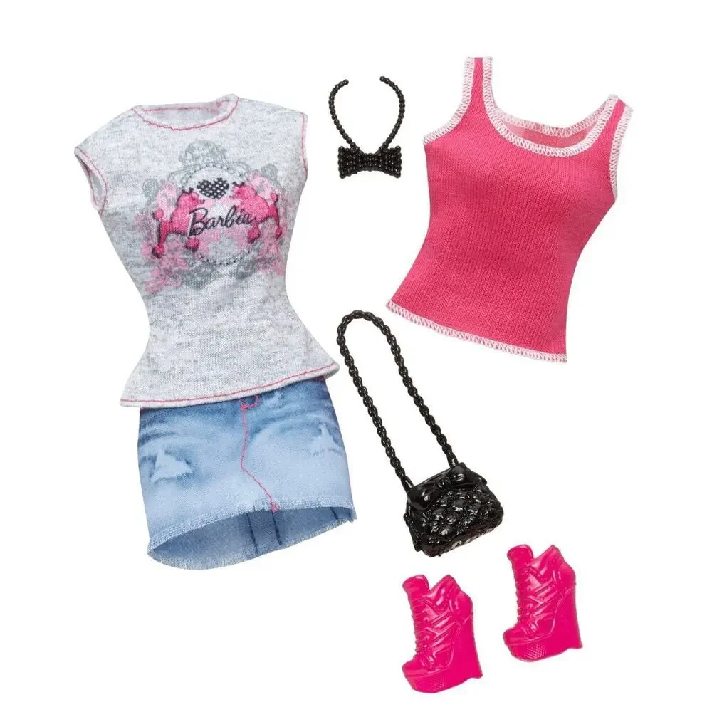 Barbie Doll and Fashion Giftset Mattel CDM10 Dress form Casual to Dressy!